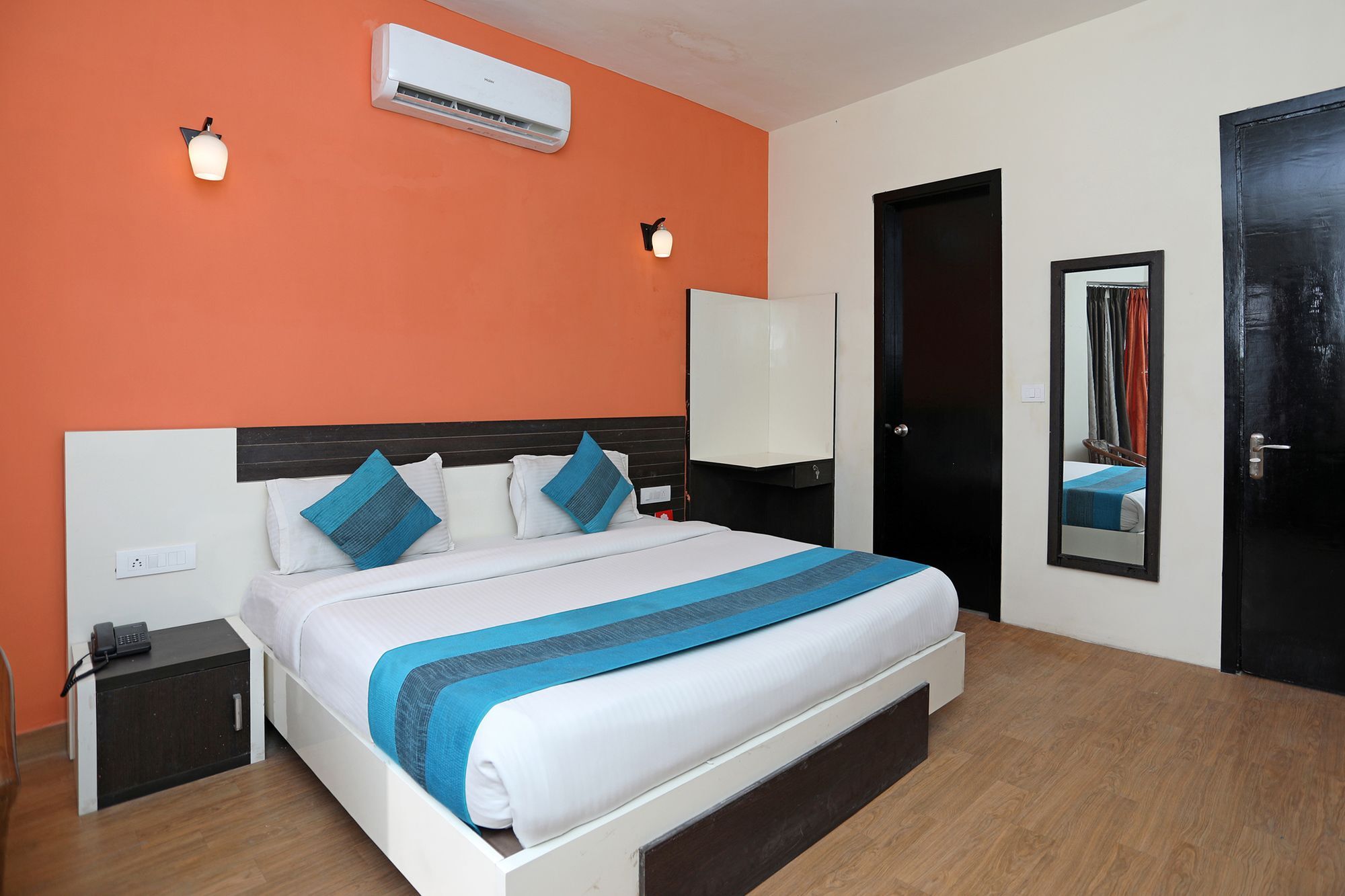 Hotel O Golf Stays Near Aravali Biodiversity Park 구르가온 외부 사진